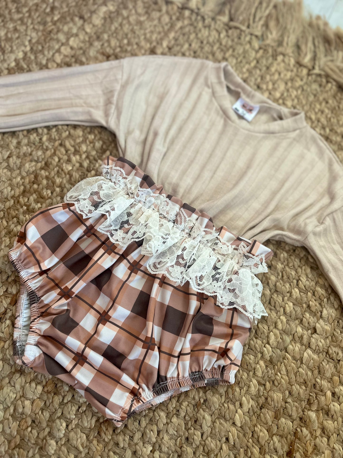 3T Sweater & Bloomies